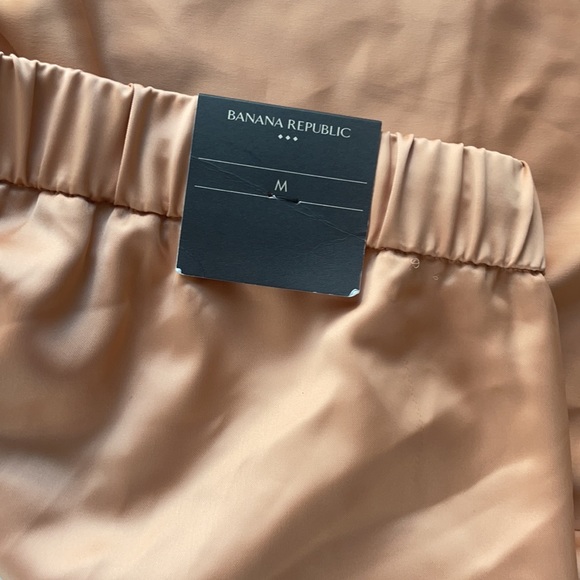 BANANA REPUBLIC satin pants size MED - Picture 4 of 10